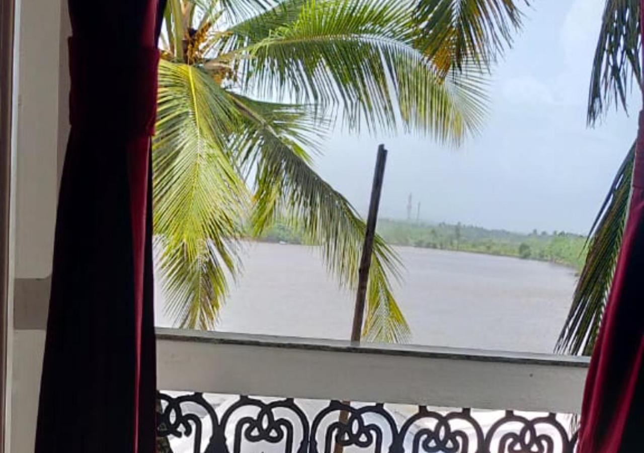 Hotel M Aples Jacks Place Cavelossim Esterno foto